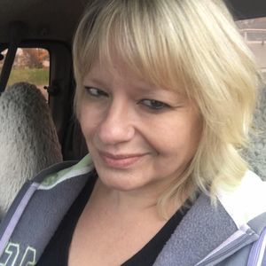 Meet your Posher, Michele